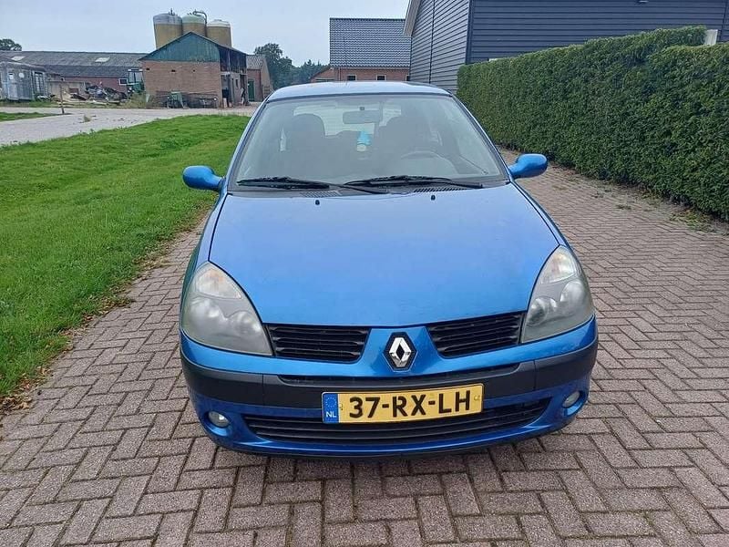 Blauw Gebruikt 2005 Renault Clio II Luxe Hatchback | € 850 (Super prijs) - Afbeelding 1/4