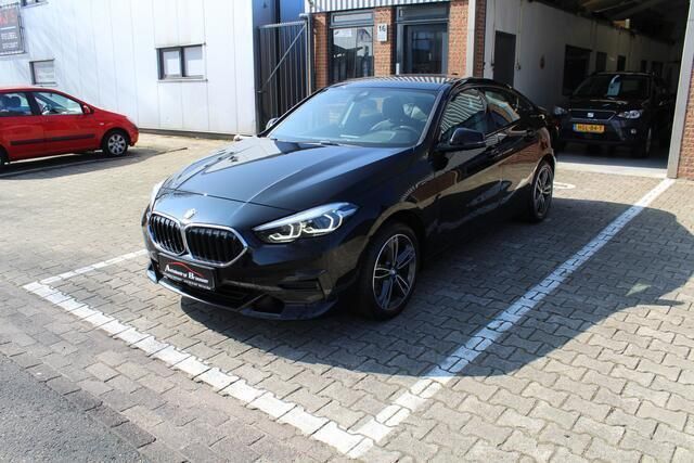 Zwart Gebruikt 2021 BMW 220 Sport Line Coupé | € 27.750 (Super prijs) - Afbeelding 1/4