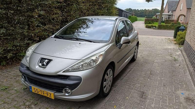 Grijs Gebruikt 2006 Peugeot 207 Hatchback | € 800 (Super prijs) - Afbeelding 1/4