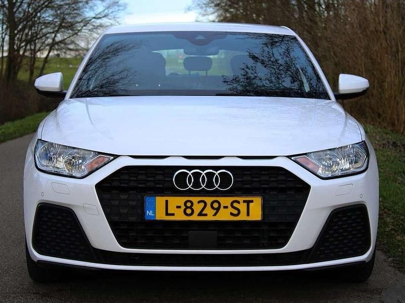 Wit Gebruikt 2020 Audi A1 Proline Hatchback | € 18.500 (Eerlijke prijs) - Afbeelding 1/4