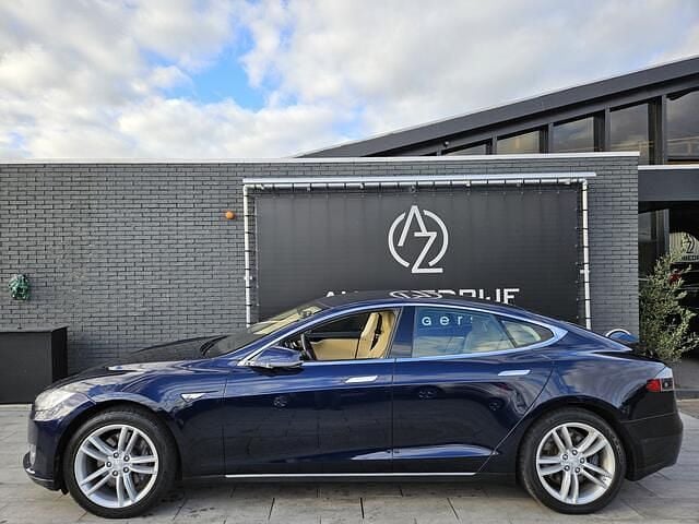 Blauw Gebruikt 2014 Tesla Model S Hatchback | € 16.950 (Eerlijke prijs) - Afbeelding 1/4