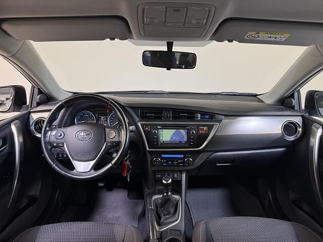 Grijs Gebruikt 2013 Toyota Auris Touring Sports Stationwagen | € 11.445 (Eerlijke prijs) - Afbeelding 1/4