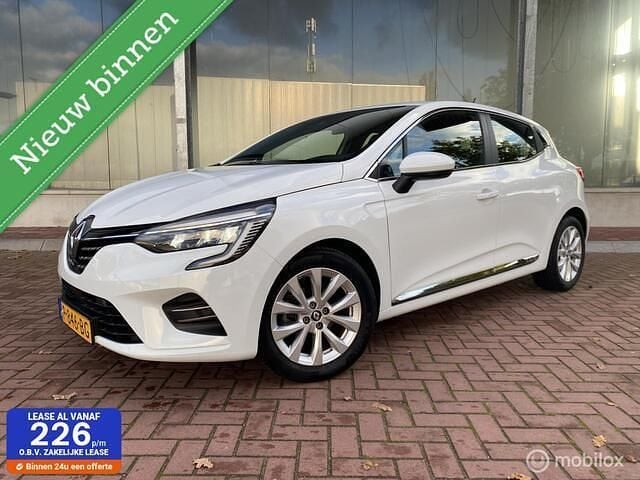 Wit Gebruikt 2022 Renault Clio V Intens Hatchback | € 12.950 (Goede deal) - Afbeelding 1/4