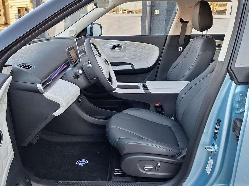Blauw Gebruikt 2024 DongFeng Box Hatchback | € 19.995 - Afbeelding 1/1