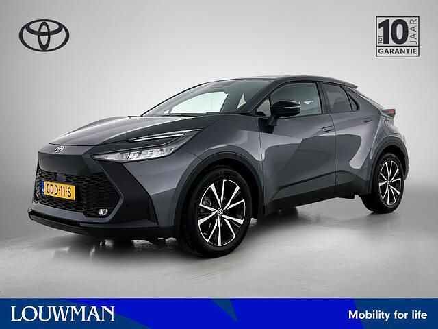 Grijs Occasion 2024 Toyota C-HR SUV | € 32.950 (Eerlijke prijs) - Afbeelding 1/4