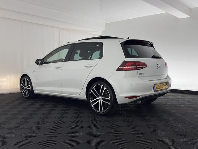 Occasion VW Golf VII Executive 204 PK (150 kW) 2015 Wit (metallic) Hatchback