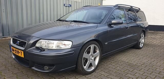 Occasion Volvo V70 299 PK (219 kW) 2004 Grijs Stationwagen