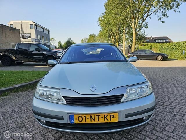 Occasion Renault Laguna II Dynamique 207 PK (152 kW) 2004 Grijs Hatchback