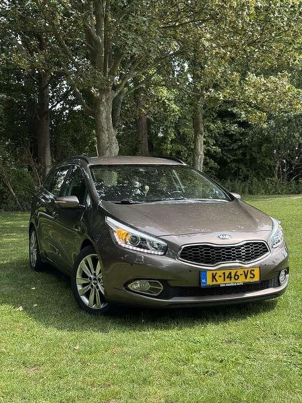 Gebruikt 2012 Kia Ceed Sportswagon Spirit Stationwagen | € 8.500 (Eerlijke prijs) - Afbeelding 1/4