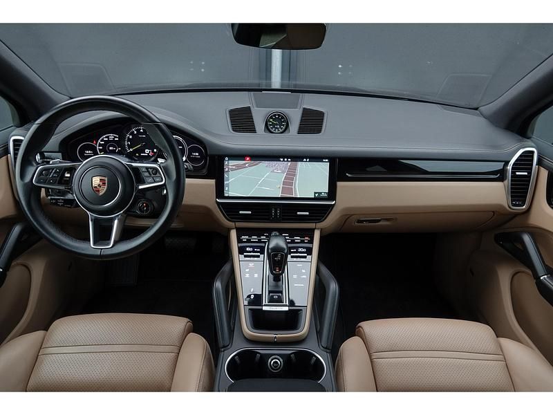 Occasion Porsche Cayenne Sport 463 PK (340 kW) 2019 Zwart SUV