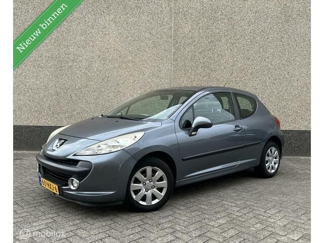 Grijs Gebruikt 2009 Peugeot 207 Hatchback | € 1.444 (Goede deal) - Afbeelding 1/4
