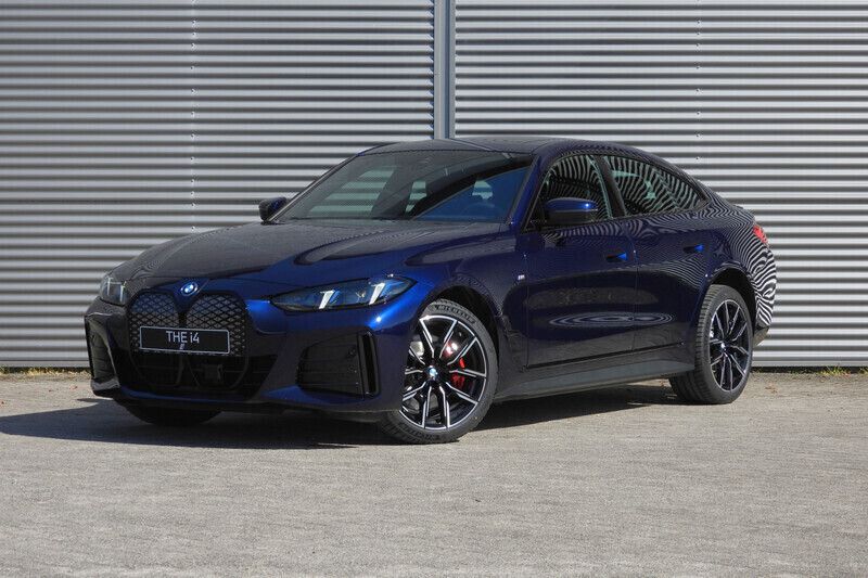 Tansanit Nieuw 2025 BMW i4 M Sport Sedan | € 70.357 (Eerlijke prijs) - Afbeelding 1/4