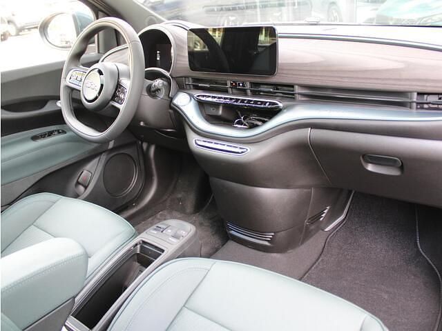 Nieuw Fiat 500e 86 kW (118 PK) 2026 Groen Hatchback