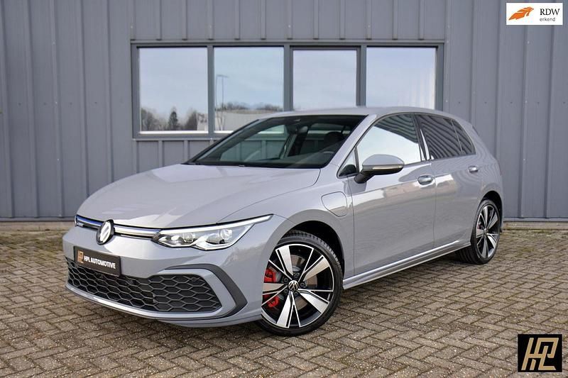 Grijs Occasion 2021 VW Golf VII GTE Hatchback | € 24.450 (Eerlijke prijs) - Afbeelding 1/4