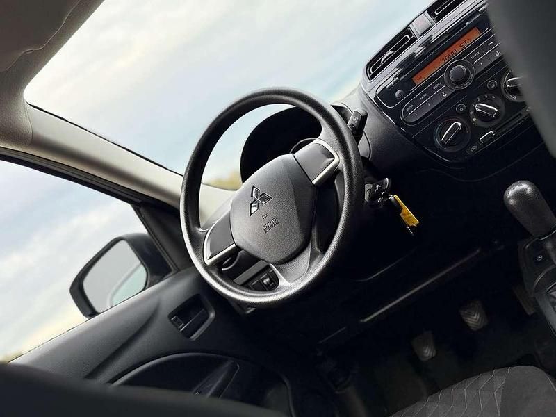 Occasion Mitsubishi Space Star Plus 71 PK (52 kW) 2021 Grijs Hatchback