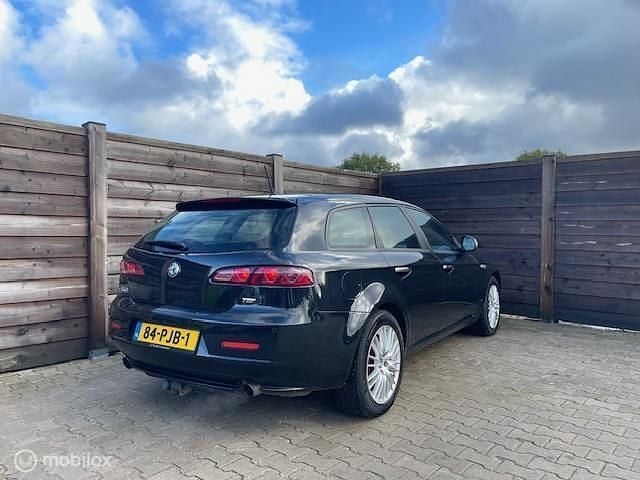 Zwart Gebruikt 2011 Alfa Romeo 159 Progression Stationwagen | € 6.750 (Eerlijke prijs) - Afbeelding 1/4