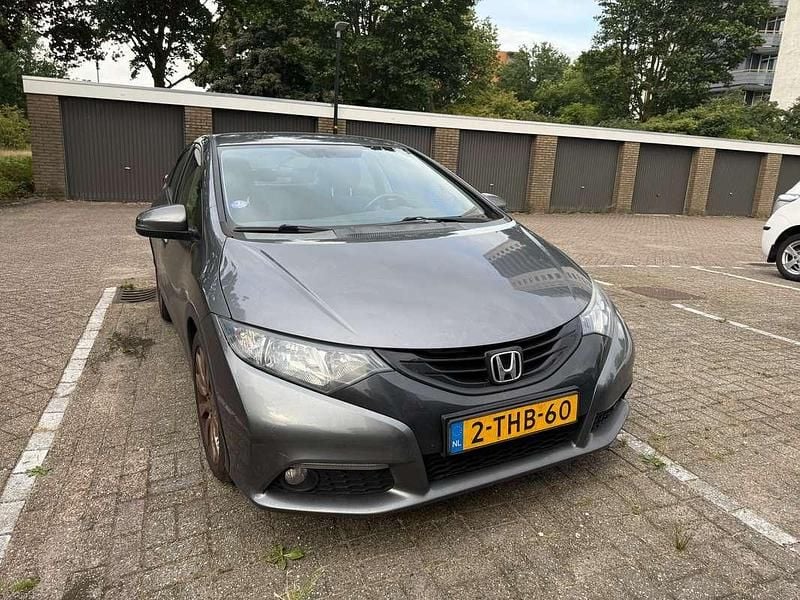 Grijs Gebruikt 2013 Honda Civic Sport Hatchback | € 6.500 (Super prijs) - Afbeelding 1/4