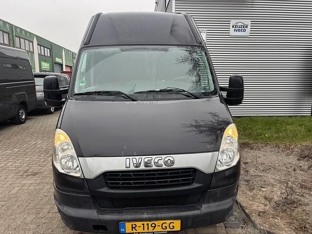 Occasion Iveco Daily 150 PK (110 kW) 2013 Zwart (metallic) Van