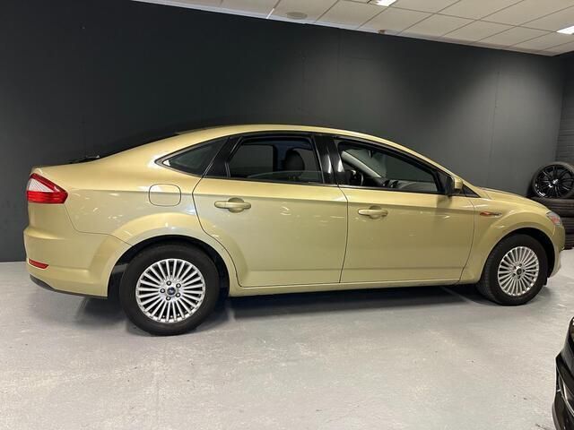 Occasion Ford Mondeo Trend 125 PK (91 kW) 2007 Beige Hatchback