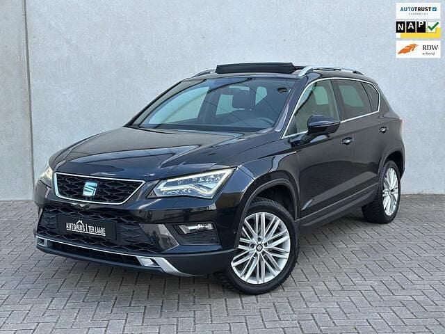 Zwart Gebruikt 2017 Seat Ateca 4Drive SUV | € 19.799 (Eerlijke prijs) - Afbeelding 1/4