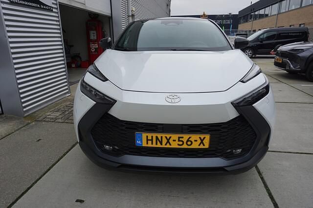 Nieuw Toyota C-HR 163 PK (119 kW) 2026 Wit SUV