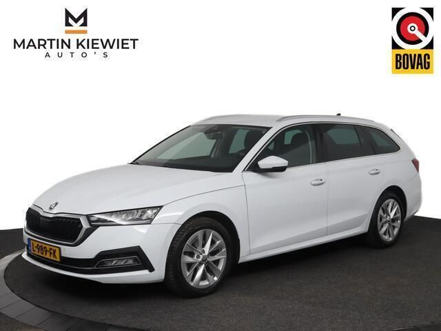 Wit Gebruikt 2021 Skoda Octavia Business Line Stationwagen | € 16.450 (Eerlijke prijs) - Afbeelding 1/4