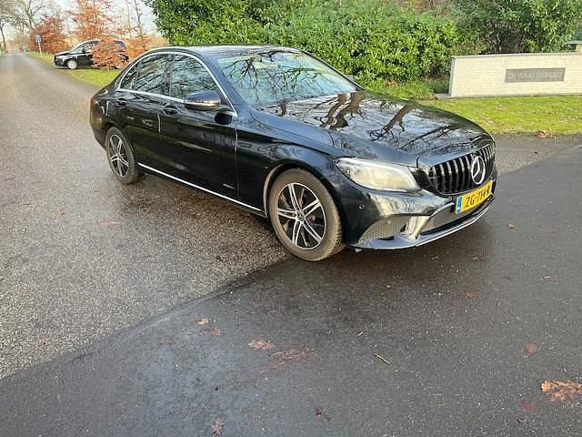 Occasion Mercedes C180 Business 2019 Zwart (metallic) Sedan
