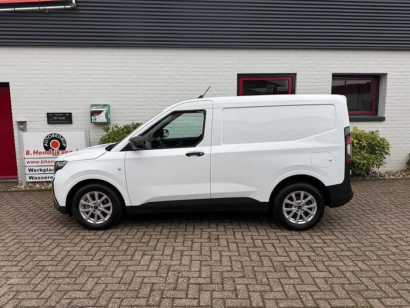 Occasion Ford Transit Trend 99 PK (72 kW) 2024 Wit Hatchback