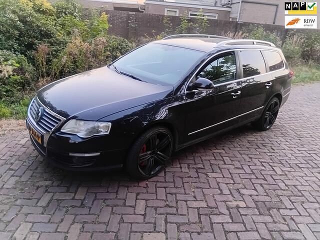 Zwart Gebruikt 2007 VW Passat Comfortline Stationwagen | € 6.499 (Duur) - Afbeelding 1/4