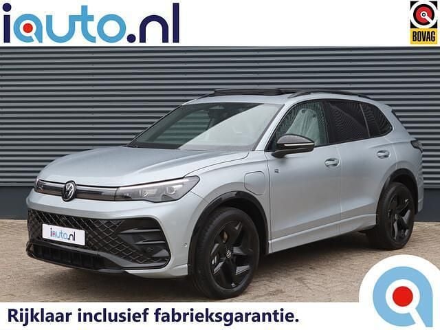 Grijs Nieuw 2025 VW Tiguan Style SUV | € 56.745 (Super prijs) - Afbeelding 1/4