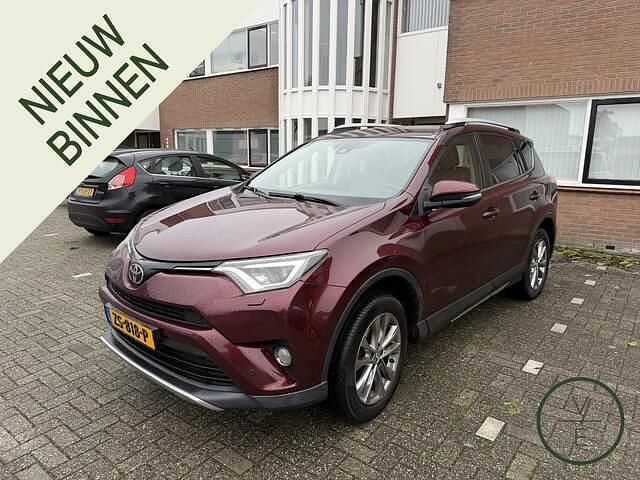 Rood Gebruikt 2016 Toyota RAV4 Business Edition SUV | € 19.744 (Iets duurder) - Afbeelding 1/4