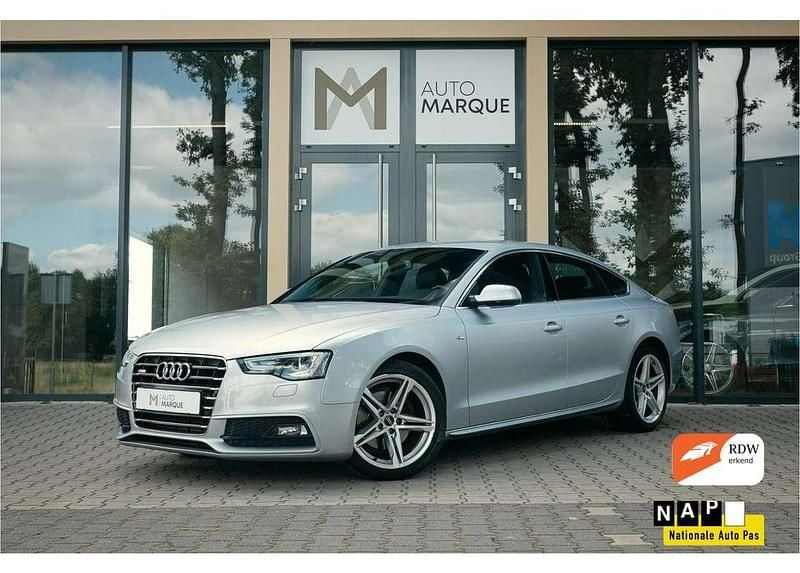 Grijs Gebruikt 2016 Audi A5 Sportback Sport Hatchback | € 18.900 (Goede deal) - Afbeelding 1/4