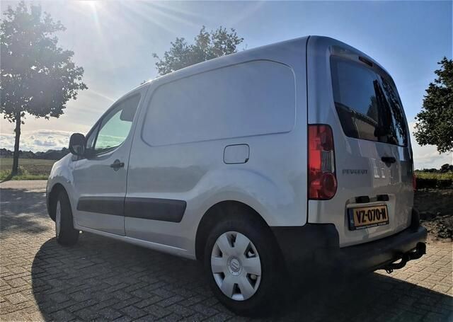 Occasion Peugeot Partner 90 PK (66 kW) 2011 Grijs MPV