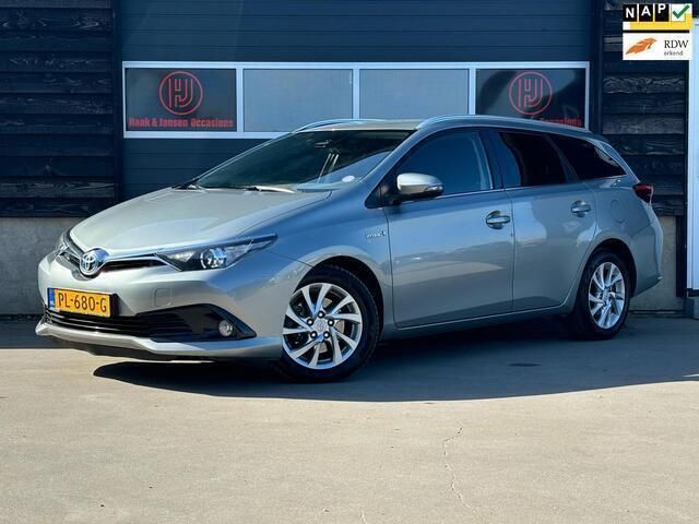 Grijs Gebruikt 2017 Toyota Auris Touring Sports Stationwagen | € 10.995 (Goede deal) - Afbeelding 1/4