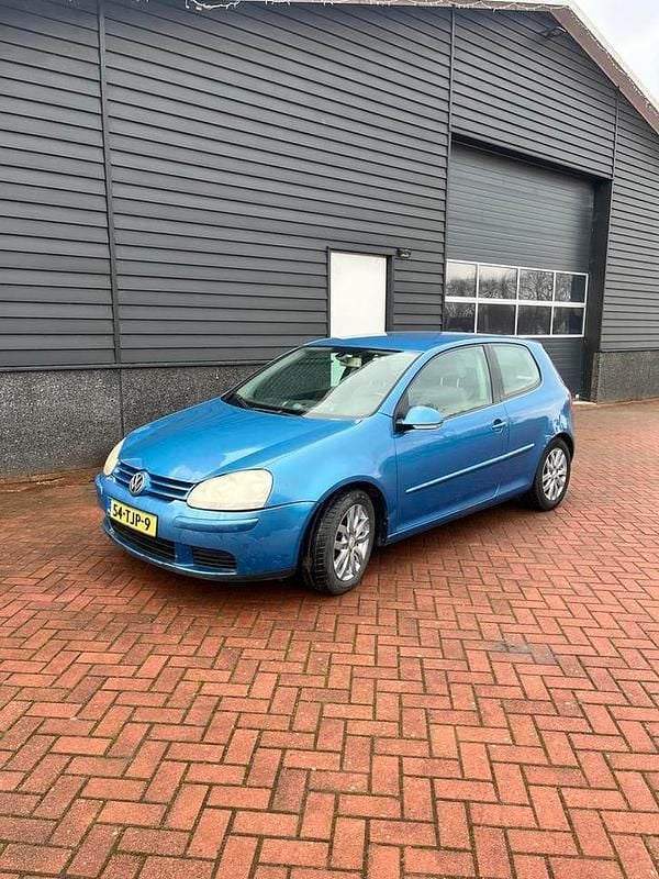 Occasion 2005 VW Golf IV | € 1.400 (Super prijs) - Afbeelding 1/4