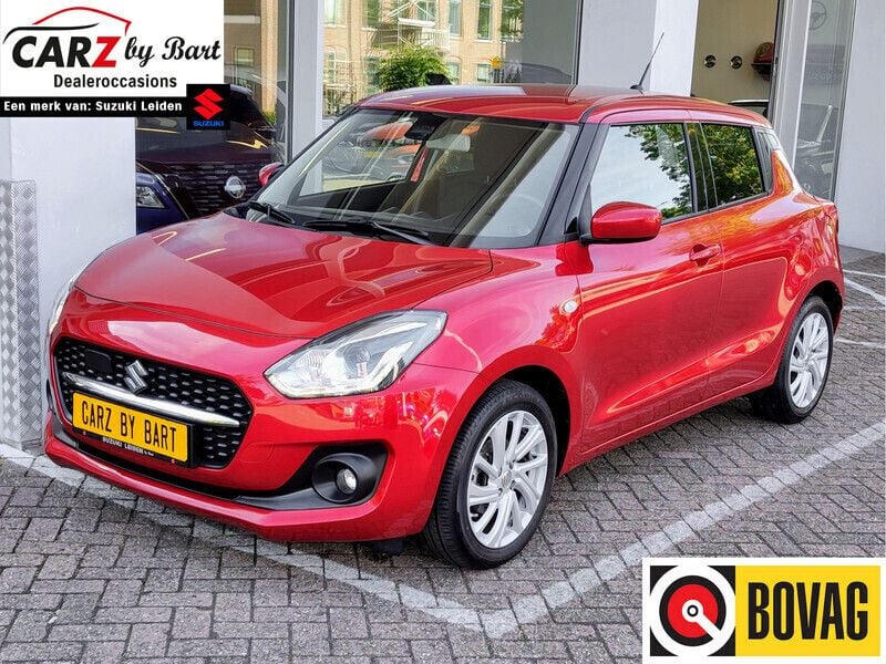 Rood Gebruikt 2022 Suzuki Swift Hatchback | € 17.445 (Eerlijke prijs) - Afbeelding 1/4