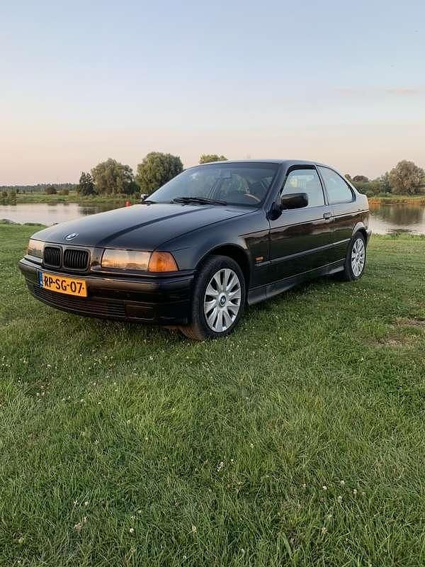Gebruikt 1997 BMW 316 Compact Hatchback | € 1.600 - Afbeelding 1/4