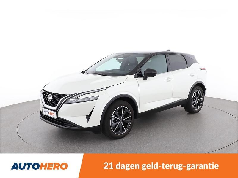Wit (metallic) Gebruikt 2022 Nissan Qashqai Tekna SUV | € 26.950 (Goede deal) - Afbeelding 1/4