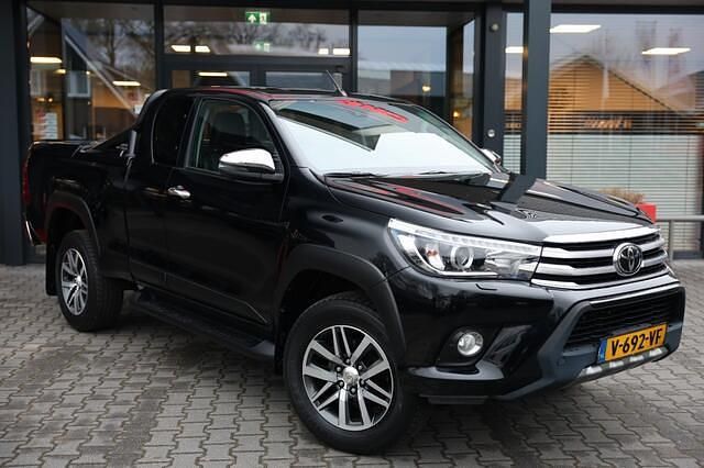 Occasion Toyota HiLux 150 PK (110 kW) 2019 Zwart (metallic) Pickup