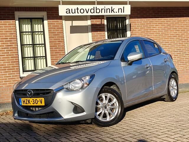 Grijs Occasion 2018 Mazda 2 Hatchback | € 14.440 (Eerlijke prijs) - Afbeelding 1/4