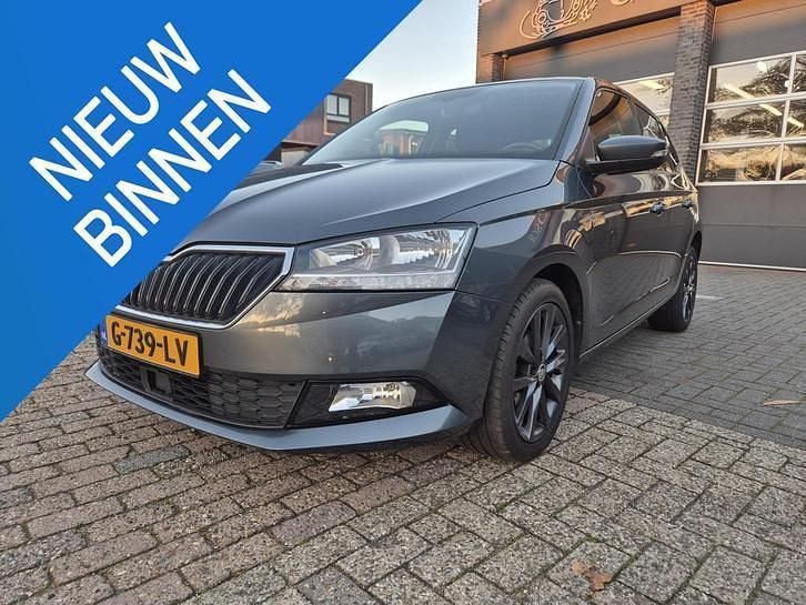 Grijs Gebruikt 2019 Skoda Fabia Business Line Hatchback | € 11.950 (Eerlijke prijs) - Afbeelding 1/4