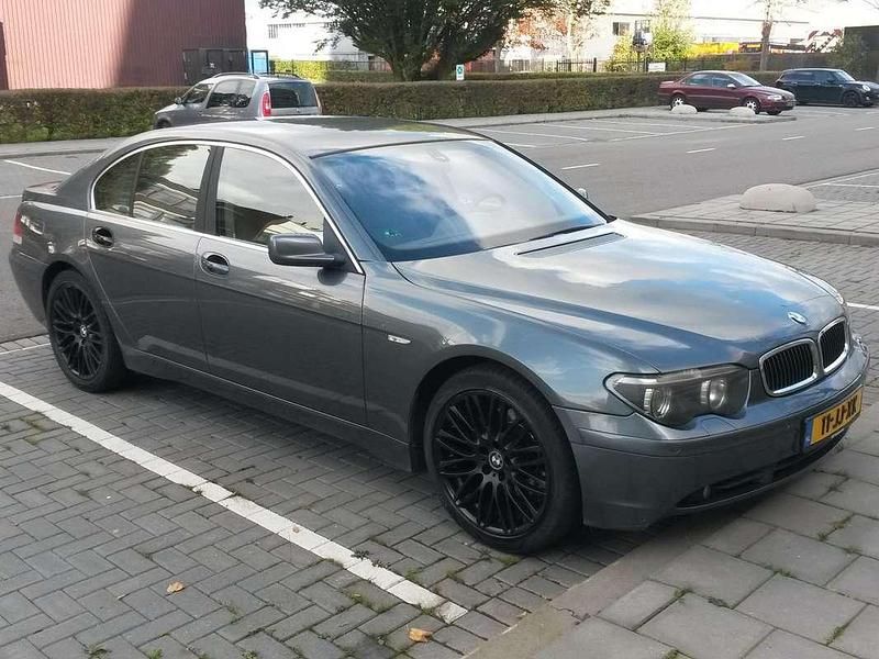 Gebruikt 2002 BMW 745 Sedan | € 2.999 - Afbeelding 1/4