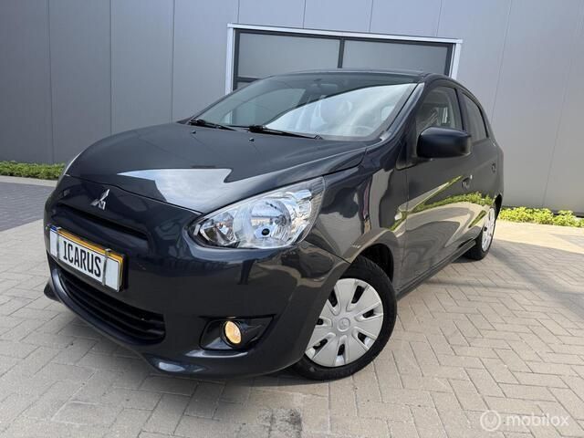 Grijs Gebruikt 2014 Mitsubishi Space Star Inform Hatchback | € 4.999 (Eerlijke prijs) - Afbeelding 1/4