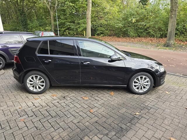 Occasion VW Golf VII Trendline 105 PK (77 kW) 2014 Zwart Hatchback