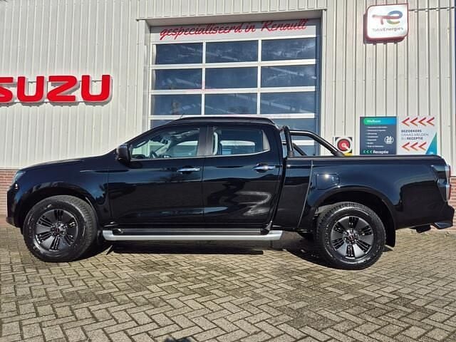 Occasion Isuzu D-Max 163 PK (119 kW) 2023 Zwart (metallic) Pickup