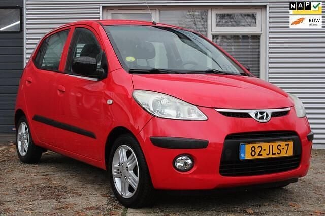 Rood Gebruikt 2009 Hyundai i10 Hatchback | € 2.590 (Eerlijke prijs) - Afbeelding 1/4