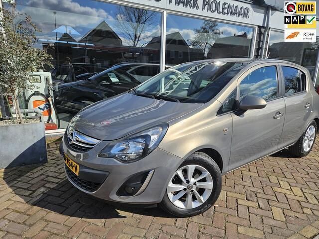 Bruin Gebruikt 2014 Opel Corsa Hatchback | € 7.950 (Duur) - Afbeelding 1/4