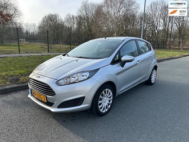 Occasion Ford Fiesta 65 PK (47 kW) 2013 Grijs Hatchback