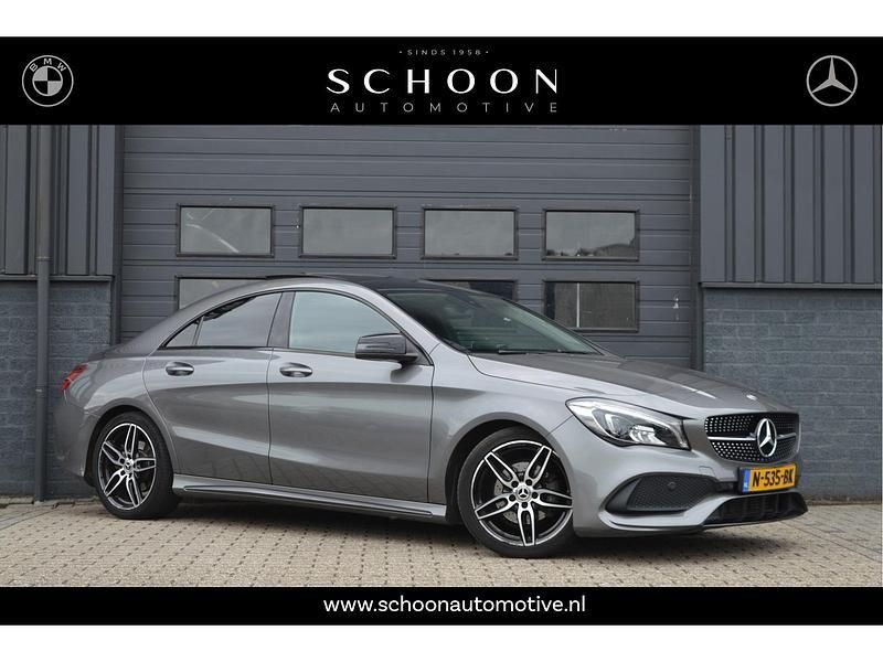 Grijs Gebruikt 2018 Mercedes CLA180 Business Sedan | € 19.950 (Eerlijke prijs) - Afbeelding 1/4
