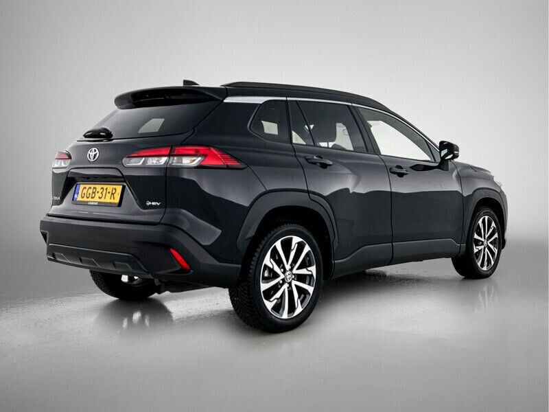 Zwart Gebruikt 2024 Toyota Corolla Cross SUV | € 34.945 (Eerlijke prijs) - Afbeelding 1/2